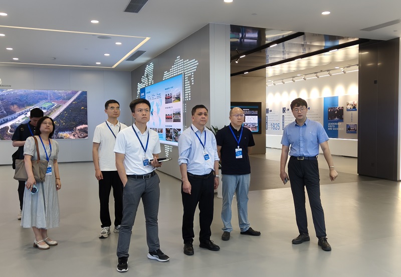 人工智能学院赴广东盈峰环境数字科技有限公司访企拓岗