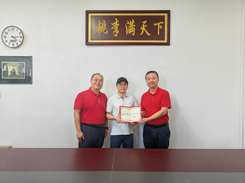 校地携手育英才，人工智能赋能科学教育——人工智能学院教师受聘中山市五桂山学校科学副校长